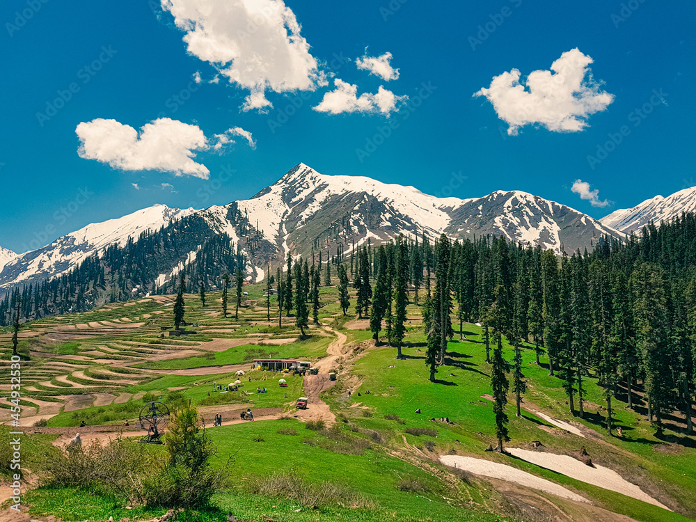 𝐖𝐈𝐍𝐓𝐄𝐑 𝐄𝐏𝐈𝐒𝐎𝐃𝐄 4:Naran And Sawat Valleys Tour